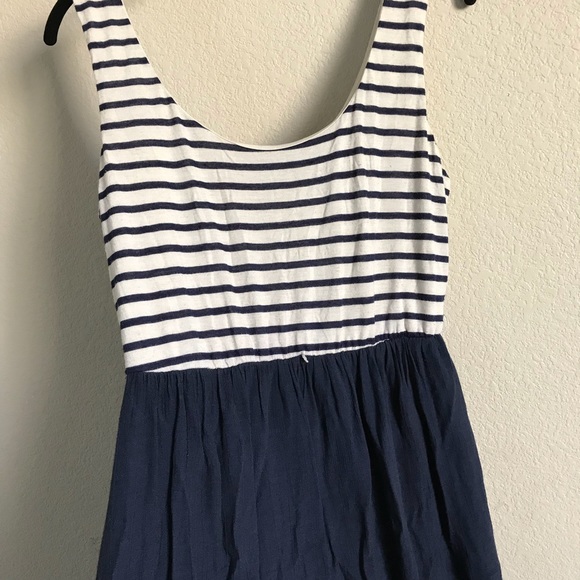 Striped Sun Dress 🖤 - Picture 4 of 5